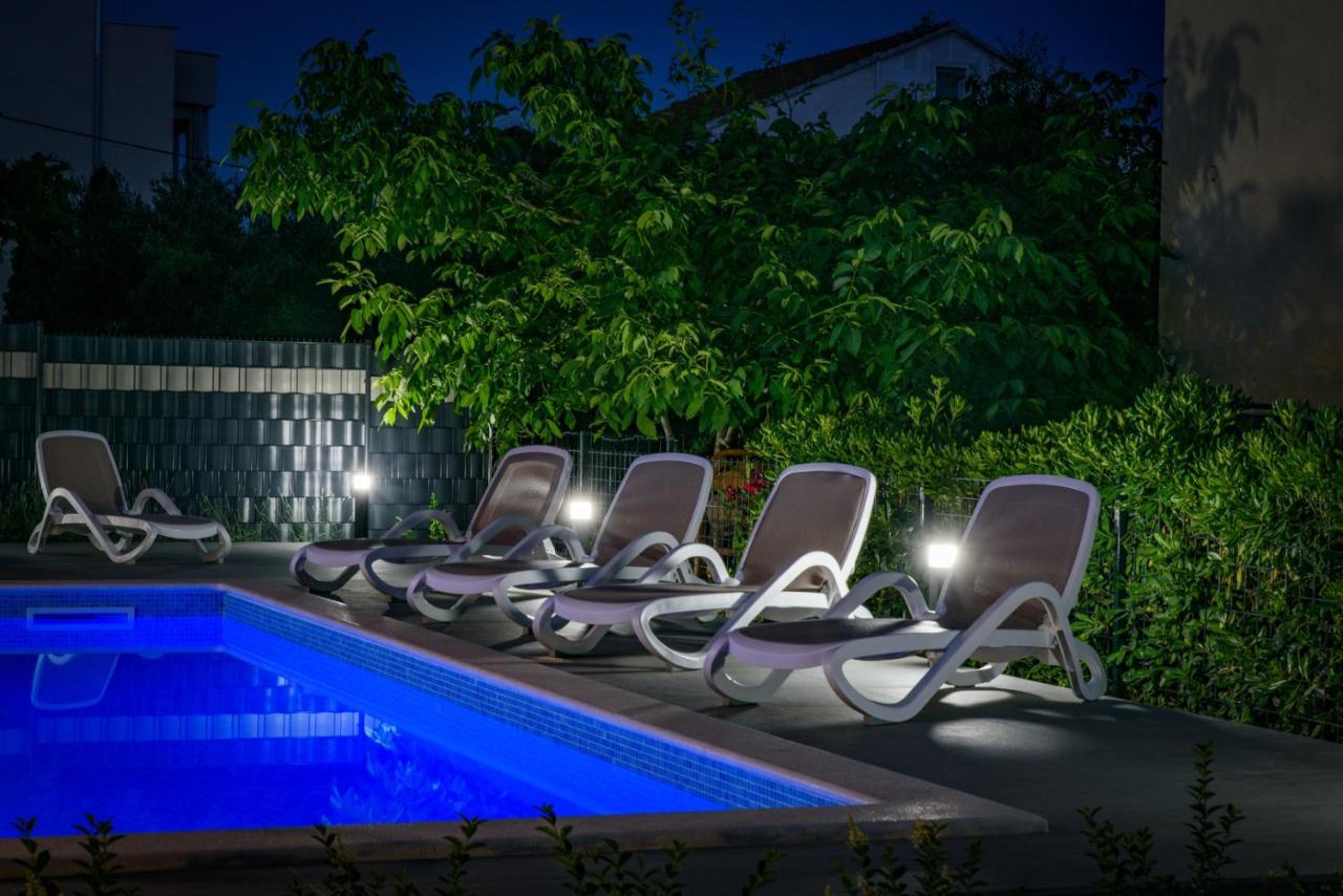 Seka Apartments With A Pool Kaštela Eksteriør billede