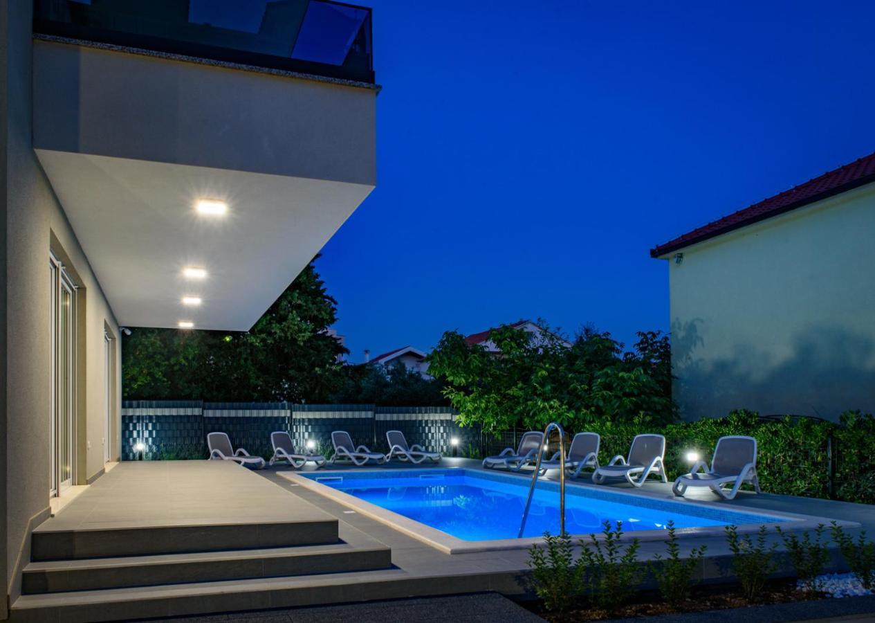 Seka Apartments With A Pool Kaštela Eksteriør billede